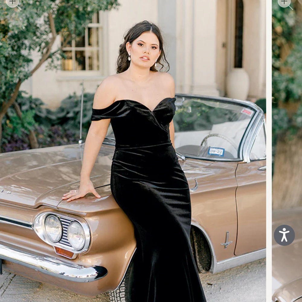 Revelry Black Off-Shoulder Velvet Gown